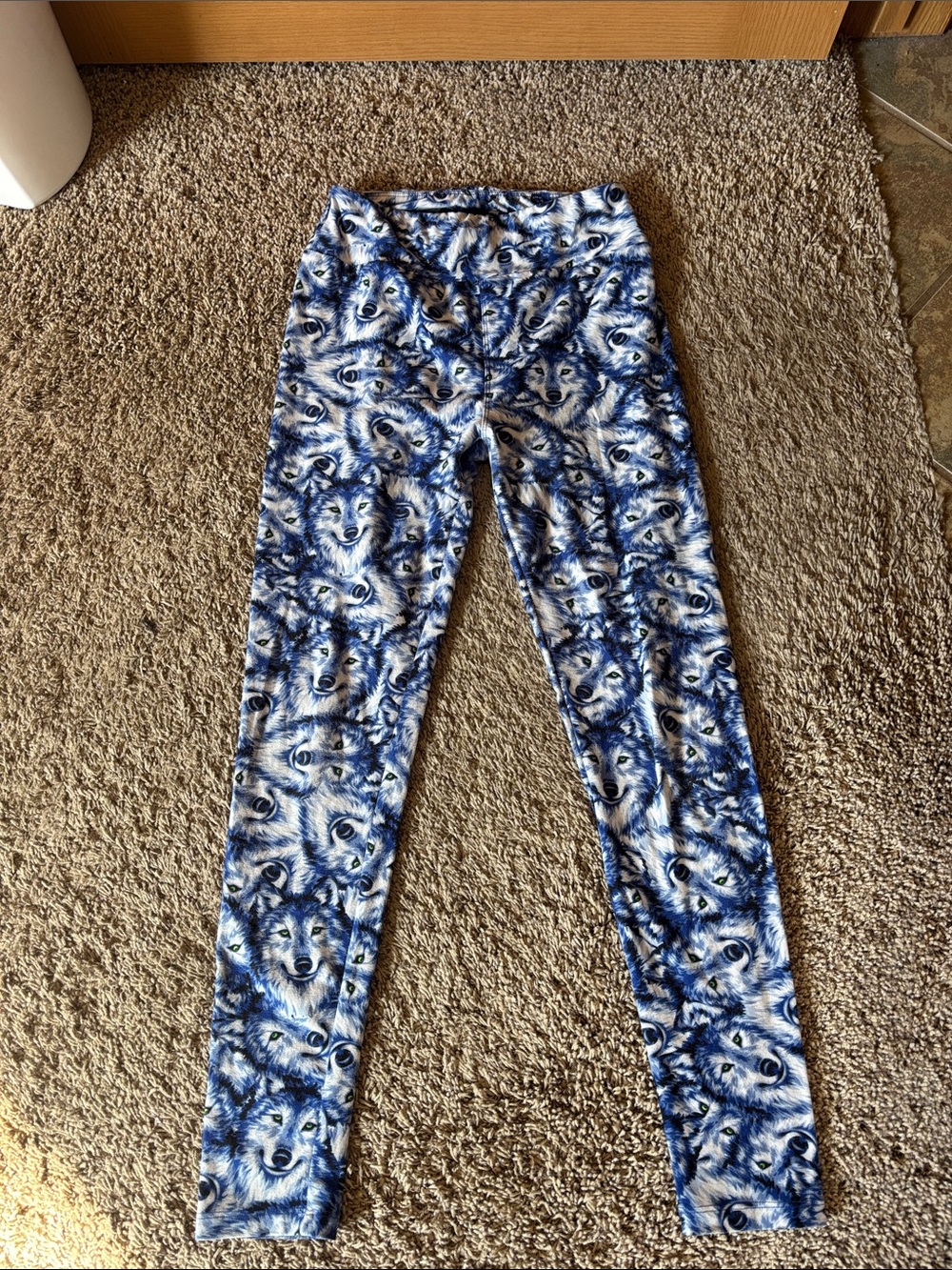 LuLaRoe Blue and White Wolf Print Leggings